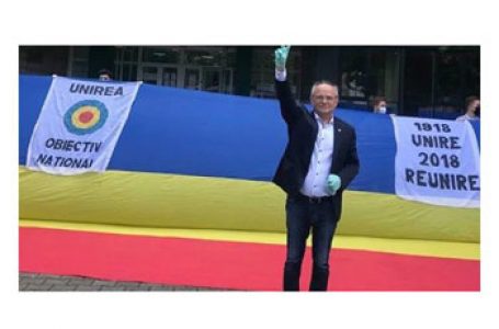 Directorul Liceului Gheorghe Asachi din din Chișinău, Boris Volosatîi: „Trăiască România, trăiască românii!”