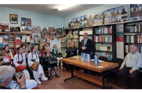 Uniunea Etnicilor Români din Bulgaria AVE a organizat la Vidin lansarea cărții „Călătorii identitare: Românii megieși”